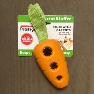 Petstages Carrot Dog Treat Stuffer